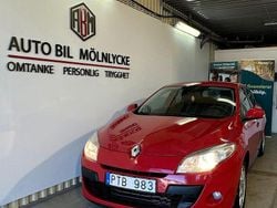 Röd Begagnad 2009 Renault Mégane III Halvkombi | 39 900 kr (Marknadspris)