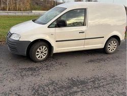 Vit Begagnad 2010 VW Caddy Minibuss | 46 000 kr (Marknadspris)