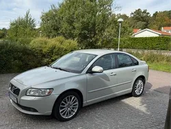 Vit Begagnad 2011 Volvo S40 Summum Sedan | 88 000 kr (Dyr)