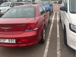 Röd Begagnad 2006 Chrysler Sebring Sedan | 37 500 kr