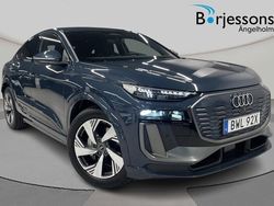 Blå Ny 2025 Audi Q6 Sportback e-tron S-Line SUV | 832 100 kr