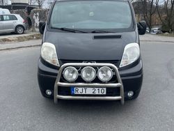 Svart Begagnad 2011 Renault Trafic Van | 65 900 kr (Marknadspris)