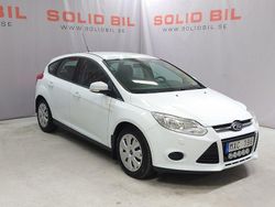 Vit Begagnad 2012 Ford Focus Trend Halvkombi | 79 000 kr (Marknadspris)