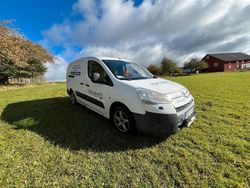 Vit Begagnad 2010 Citroën Berlingo Minibuss | 1 000 kr (Superpris)