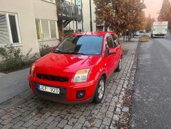 Begagnad 2010 Ford Fusion Sedan | 45 000 kr (Lite dyr)