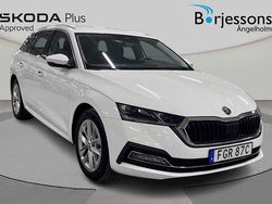 Vit Begagnad 2020 Skoda Octavia Kombi | 239 000 kr (Lite dyr)