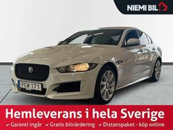 Vit Begagnad 2017 Jaguar XE R-Sport Sedan | 169 900 kr (Marknadspris)