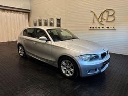 Ljusgrå Begagnad 2007 BMW 120 Advantage Halvkombi | 68 000 kr (Marknadspris)