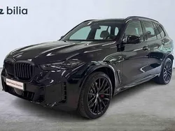Svart Begagnad 2025 BMW X5 SUV | 1 099 900 kr
