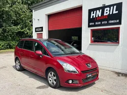 Röd Begagnad 2012 Peugeot 5008 Allure Minibuss | 54 900 kr (Marknadspris)