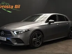 Grå Begagnad 2021 Mercedes A200 AMG Halvkombi | 299 700 kr (Marknadspris)