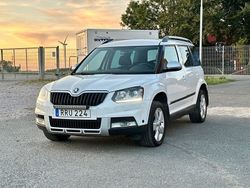 Vit Begagnad 2015 Skoda Yeti Outdoor SUV | 99 900 kr (Marknadspris)