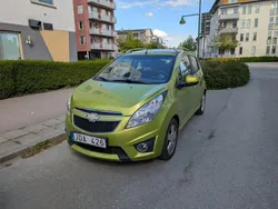 Grön Begagnad 2010 Chevrolet Spark Halvkombi | 33 500 kr (Dyr)