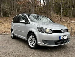 Silver Begagnad 2011 VW Touran Minibuss | 82 900 kr (Marknadspris)