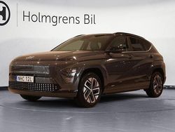 Grå Begagnad 2023 Hyundai Kona Advanced SUV | 399 800 kr (Marknadspris)