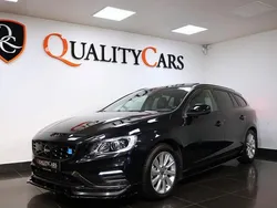 Svart Begagnad 2011 Volvo V60 R-Design Kombi | 155 000 kr (Marknadspris)