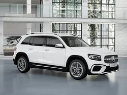Mercedes GLB220