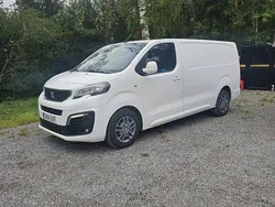 Vit Begagnad 2018 Peugeot Expert Van | 79 900 kr