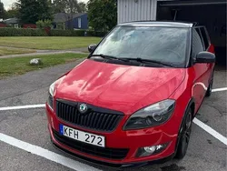 Röd Begagnad 2012 Skoda Fabia Monte Carlo Halvkombi | 69 900 kr (Lite dyr)