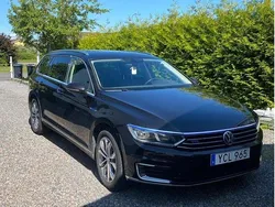 Svart Begagnad 2016 VW Passat GTE Kombi | 159 900 kr (Marknadspris)
