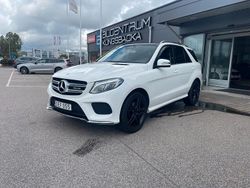 Vit Begagnad 2016 Mercedes GLE250 AMG SUV | 319 900 kr