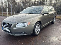 Grön Begagnad 2010 Volvo V70 Momentum Kombi | 59 900 kr (Marknadspris)