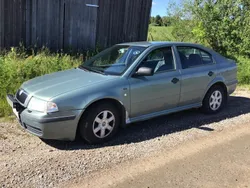 Grön Begagnad 2002 Skoda Octavia Tour Halvkombi | 4 500 kr (Superpris)
