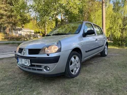 Ljusgrå Begagnad 2006 Renault Clio R.S. Authentique Halvkombi | 22 900 kr (Bra pris)