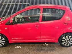 Röd Begagnad 2007 Toyota Aygo Halvkombi | 37 900 kr (Marknadspris)