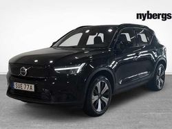 Svart Begagnad 2023 Volvo XC40 Core SUV | 339 000 kr