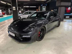 Grå Begagnad 2018 Porsche Panamera GTS Sedan | 795 000 kr (Superpris)