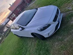 Vit Begagnad 2014 Volvo V40 R-Design Kombi | 110 000 kr (Marknadspris)
