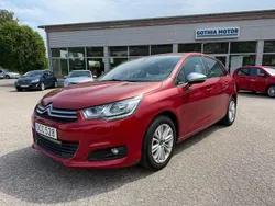 Röd (röd metallic) Begagnad 2016 Citroën C4 Halvkombi | 79 900 kr (Marknadspris)