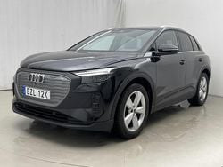 Svart Begagnad 2023 Audi Q4 e-tron SUV | 409 000 kr (Bra pris)