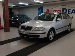 Silver Begagnad 2006 Skoda Octavia Kombi | 32 900 kr (Marknadspris)