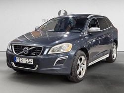 Mörkgrå (grå) Begagnad 2013 Volvo XC60 R-Design SUV | 124 900 kr (Bra pris)