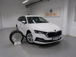 Vit Begagnad 2021 Skoda Octavia Style Kombi | 249 900 kr (Bra pris)