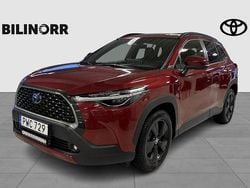 Röd Begagnad 2023 Toyota Corolla Cross Executive SUV | 409 900 kr (Marknadspris)