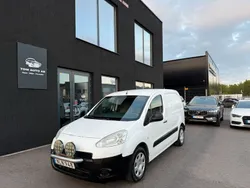 Vit Begagnad 2013 Peugeot Partner Minibuss | 29 900 kr