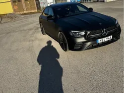 Svart Begagnad 2021 Mercedes E220 AMG line Sedan | 389 000 kr (Lite dyr)