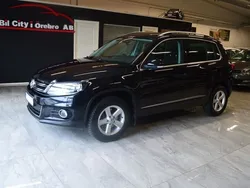 Svart Begagnad 2011 VW Tiguan Sportline SUV | 89 900 kr (Marknadspris)