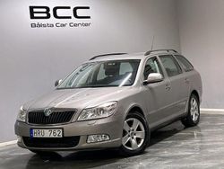 Ljusbrun Begagnad 2009 Skoda Octavia Kombi | 49 900 kr (Marknadspris)