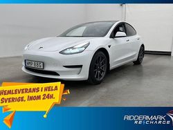Vit Begagnad 2021 Tesla Model 3 Standard Range Plus Sedan | 244 800 kr (Marknadspris)