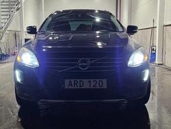 Svart Begagnad 2014 Volvo XC60 Momentum SUV | 119 900 kr (Marknadspris)
