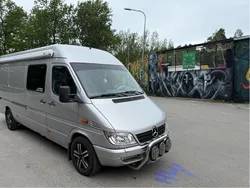 Silver Begagnad 2005 Mercedes Sprinter Van | 100 000 kr