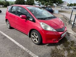 Röd Begagnad 2011 Honda Jazz Halvkombi | 49 900 kr (Dyr)
