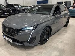 Grå Begagnad 2024 Peugeot 308 Halvkombi | 238 900 kr (Marknadspris)