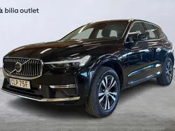 Svart Begagnad 2022 Volvo XC60 Core SUV | 394 900 kr (Bra pris)