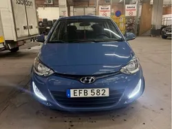 Blå Begagnad 2014 Hyundai i20 Premium Halvkombi | 93 000 kr (Bra pris)