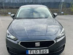 Grå Begagnad 2022 Seat Leon Style Halvkombi | 110 000 kr (Superpris)